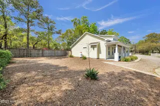 511 Spencer Farlow Drive, Carolina Beach, NC 28428 – photo 17: 511spencer-farlowdr_00033
