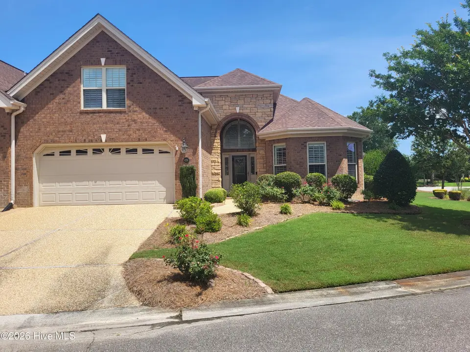 8251 Stenton Drive NE, Leland, NC 28451 — 4-bedroom townhome in Compass Pointe, Leland, NC, photo 1 of 49