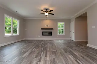 525 N Sycamore Street, Aberdeen, NC 28315 – photo 8: living room4