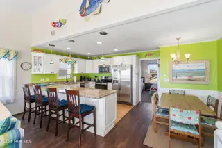 255 E First Street, Ocean Isle Beach, NC 28469 — 6-bedroom home, Ocean Isle Beach, NC, photo 17 of 54: 255EFirstSt - 42_edited