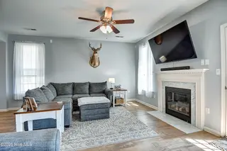 1412 Elder Street, Elizabeth City, NC 27909 – photo 12: 13-Family-Room