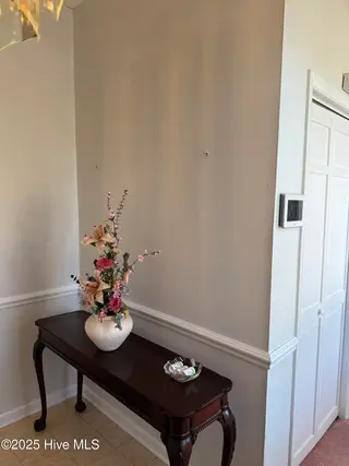 1701 S Nc 41 And 111 Highway, Beulaville, NC 28518 — 4-bedroom home, Beulaville, NC, photo 6 of 27: foyer