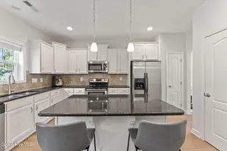 4040 Irwin Drive, Aberdeen, NC 28315 – photo 10: 14-web-or-mls-DSC01020
