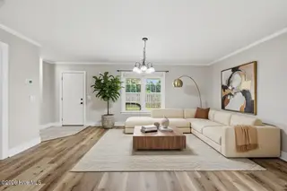 108 Kevin Circle B, Winterville, NC 28590 – photo 19: staged_30_living