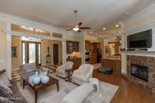 68 Abbottsford Drive, Pinehurst, NC 28374 – photo 7: living room2