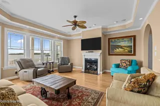 389 Live Oak Road, Newport, NC 28570 – photo 12: 9 Living room, 2nd floor
