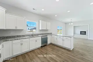 755 Secession Lane, Jacksonville, NC 28546 – photo 23: SIMILAR PHOTO 36 (5)