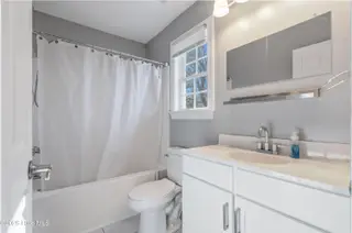 103 Gibbs Road, New Bern, NC 28560 – photo 15: 103 Gibbs Rd | Interior exterior (10 of