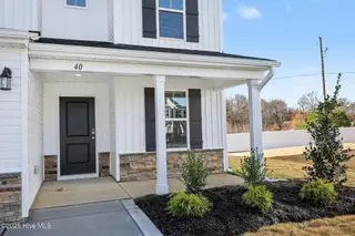40 E Emily Gardens Drive, Selma, NC 27576 – photo 3: 003_bc4a9742_903