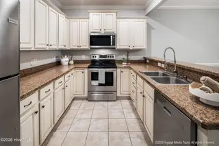 2324 Dovedale Drive B, Greenville, NC 27834 – photo 10: 20260209 MLS K_Holloman 2324 Dovedale Dr