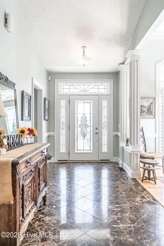 725 Lake Forest Drive SE, Pinehurst, NC 28374 – photo 6: Entryway