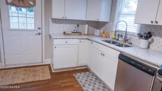 217 N 11th Street, Wilmington, NC 28401 – photo 16: F_Kitchen02