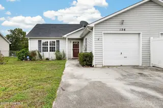 126 Charlton Road, Hubert, NC 28539 – photo 1
