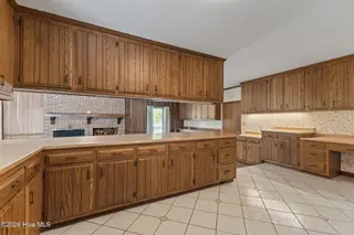 311 Lord Granville Drive, Morehead City, NC 28557 – photo 16: Kitchen