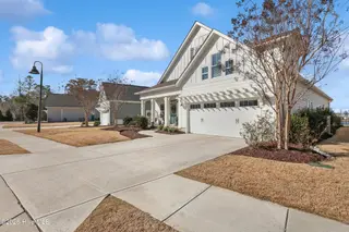 283 Hanover Lakes Drive, Wilmington, NC 28401 – photo 5: 66_img_7212