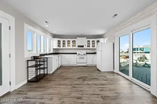 598 Ocean Boulevard W, Holden Beach, NC 28462 – photo 17: 15-web-or-mls-CAMMediaLLC.com (32 of 65)