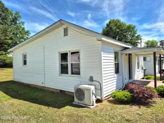 502 S Sycamore Street, Fremont, NC 27830 – photo 2: 20260512_150907