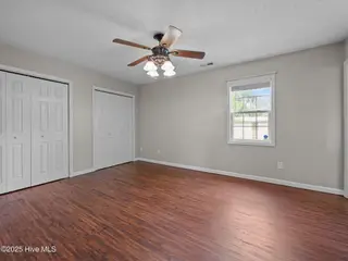 302 Foxridge Lane, Hubert, NC 28539 — 3-bedroom home in Foxtrace, Hubert, NC, photo 18 of 38: 19-web-or-mls-P8255519