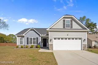 5808 Sagebrush Drive, Greenville, NC 27858 — 3-bedroom home in Sagewood, Greenville, NC, photo 2 of 52: 1-web-or-mls-IMG_0007