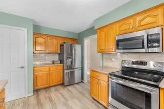 917 W Haven Boulevard, Morehead City, NC 28557 – photo 15: 18-web-or-mls-chadwick-visuals-917-w-hav