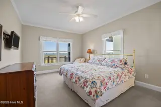 1711 E Fort Macon Road, Atlantic Beach, NC 28512 – photo 18: Primary Suite