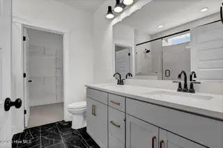 229 Planters Walk, Hampstead, NC 28443 – photo 14: Primary Bath