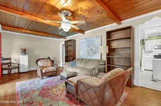 4911 Oleander Drive, Wilmington, NC 28403 – photo 6: 006_img_5378_331