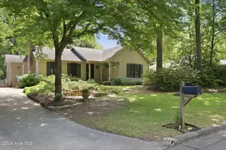 106 Gawain Road, Greenville, NC 27858 – photo 2: 106 Gawain 2