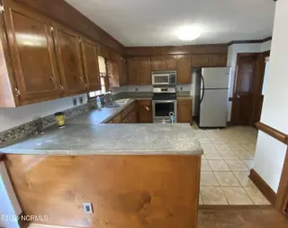 2302 Stirrup Court, Greenville, NC 27858 – photo 5: Kitchen