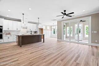 366 Summerhouse Drive, Holly Ridge, NC 28445 — 4-bedroom home in Summerhouse On Everett Bay, Holly Ridge, NC, photo 14 of 59: 14_dsc06798