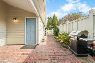 5923 Inland Greens Drive, Wilmington, NC 28405 – photo 5: 5923InlandGreens-34