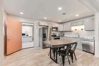 139 NE 18th Street, Oak Island, NC 28465 – photo 5