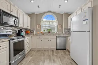 482 Pepper Breeze Avenue SW, Calabash, NC 28467 — 2-bedroom home in Saltaire Village, Calabash, NC, photo 14 of 54: 482 pepper breeze ave sw - 21