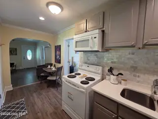 4324 N Nc Highway 53 E, Burgaw, NC 28425 — 2-bedroom home, Burgaw, NC, photo 8 of 18