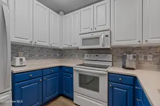 395 S Crow Creek Drive NW Unit 1518, Calabash, NC 28467 — 3-bedroom condo in Crow Creek, Calabash, NC, photo 14 of 41: 395 s crow creek dr unit 1518 - 21