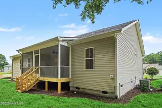 56 Clio Court, Selma, NC 27576 – photo 23: 024_file_4973