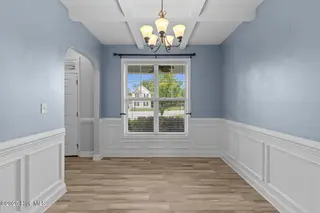 302 First Post Road, Jacksonville, NC 28546 — 4-bedroom home in Towne Pointe, Jacksonville, NC, photo 7 of 38: Dining Room