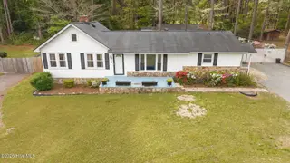 1335 N Ridge Street, Southern Pines, NC 28387 – photo 2: 4-web-or-mls-DJI_20260407091344_0159_D