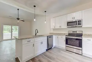 554 Timbercrest Circle SE, Bolivia, NC 28422 – photo 12: DDE2925E-3391-4B09-B5F6-3F52EEF98B7E_1_1
