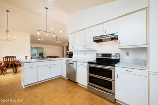 1309 Pelican Drive, New Bern, NC 28560 — 3-bedroom home in Fairfield Harbour, New Bern, NC, photo 18 of 51: 1309 Pelican Drive, New Bern, NC