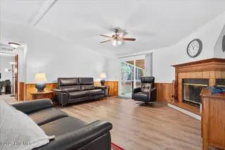 1000 Russtown Road NW, Ocean Isle Beach, NC 28469 — 3-bedroom manufactured home, Ocean Isle Beach, NC, photo 11 of 58: 17-https---www