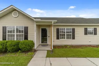 7108 Thurgood Road, Wilmington, NC 28411 – photo 1: 1-web-or-mls-CZ9A8170