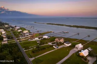285 Live Oak Road, Newport, NC 28570 – photo 8: 2-web-or-mls-cchadwick-visuals-285-live-