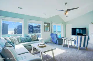 20 Porpoise Place, North Topsail Beach, NC 28460 – photo 3: 20 Porpoise Place - Interiors_14 copy