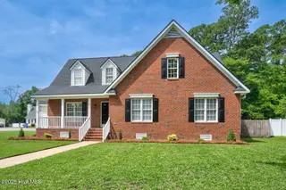 222 Woodfield Drive, Nashville, NC 27856 – photo 4: 004-222WoodfieldDrive-Nashville-NC-27856