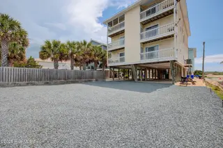 909 Carolina Beach Avenue N Unit 2b, Carolina Beach, NC 28428 – photo 6: 909CarolinaBeachAveNUnit2B(5)