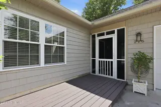 216 Lord Granville Drive, Morehead City, NC 28557 – photo 3: 35-web-or-mls-216 Lord Granville 008
