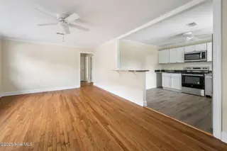 617 S 9th Street, Wilmington, NC 28401 – photo 7: open floorplan