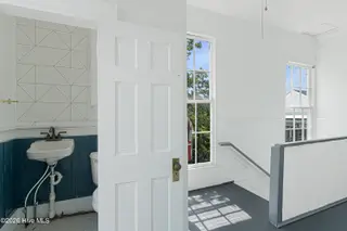 204 Turner Street, Beaufort, NC 28516 – photo 21: Second floor half bath