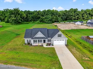 203 Fynloch Chase Drive, Fremont, NC 27830 – photo 5: 3-web-or-mls-DJI_20250730101736_0550_D